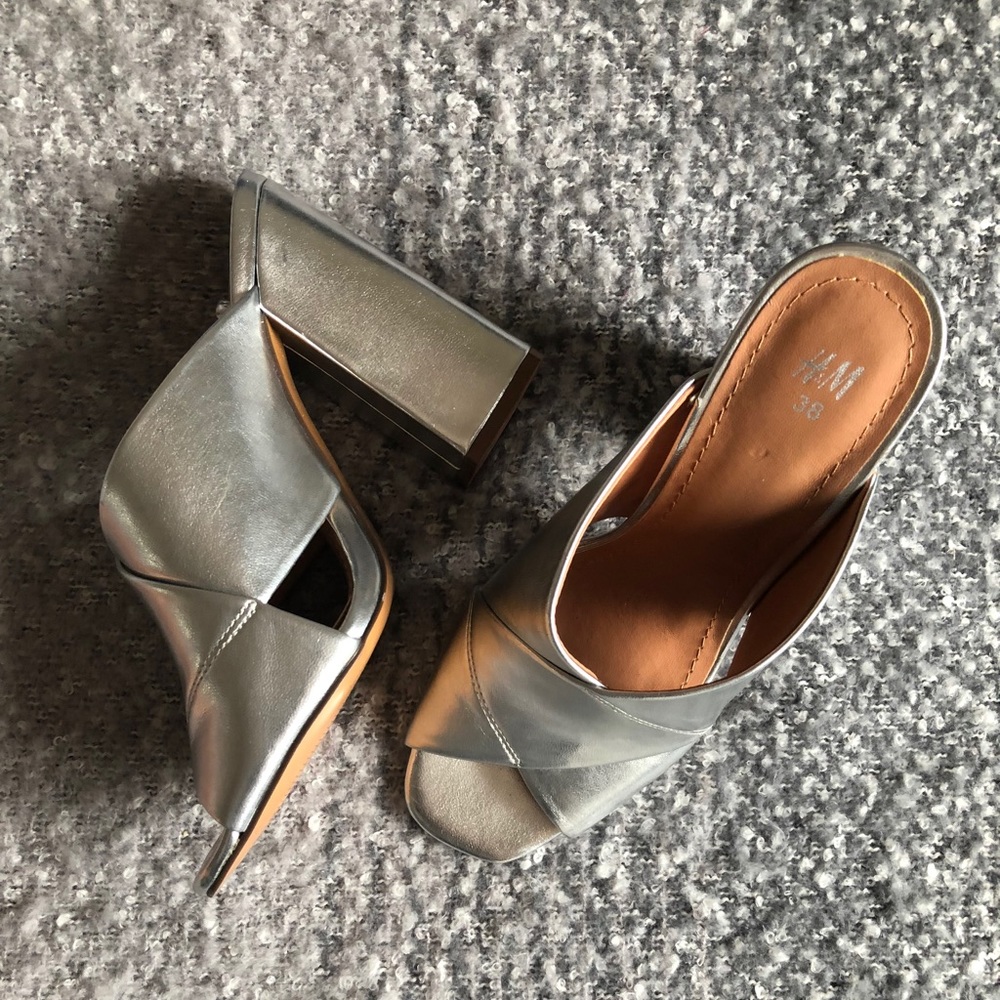 Silver Chunky Mule!!!